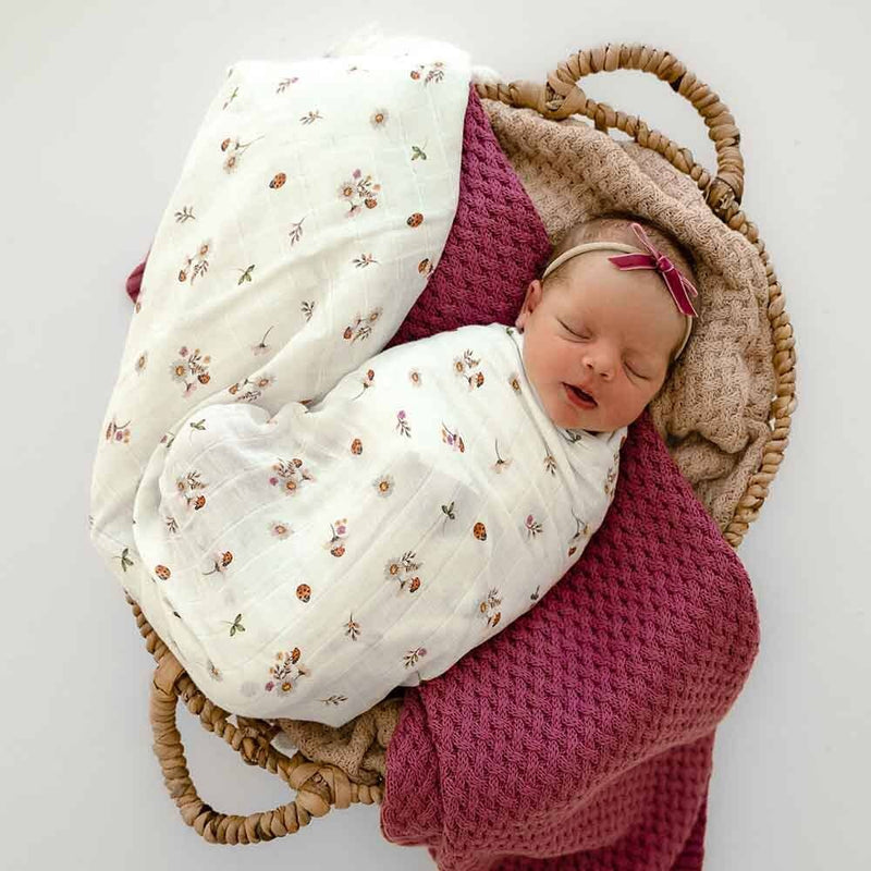 LADYBUG MUSLIN WRAP