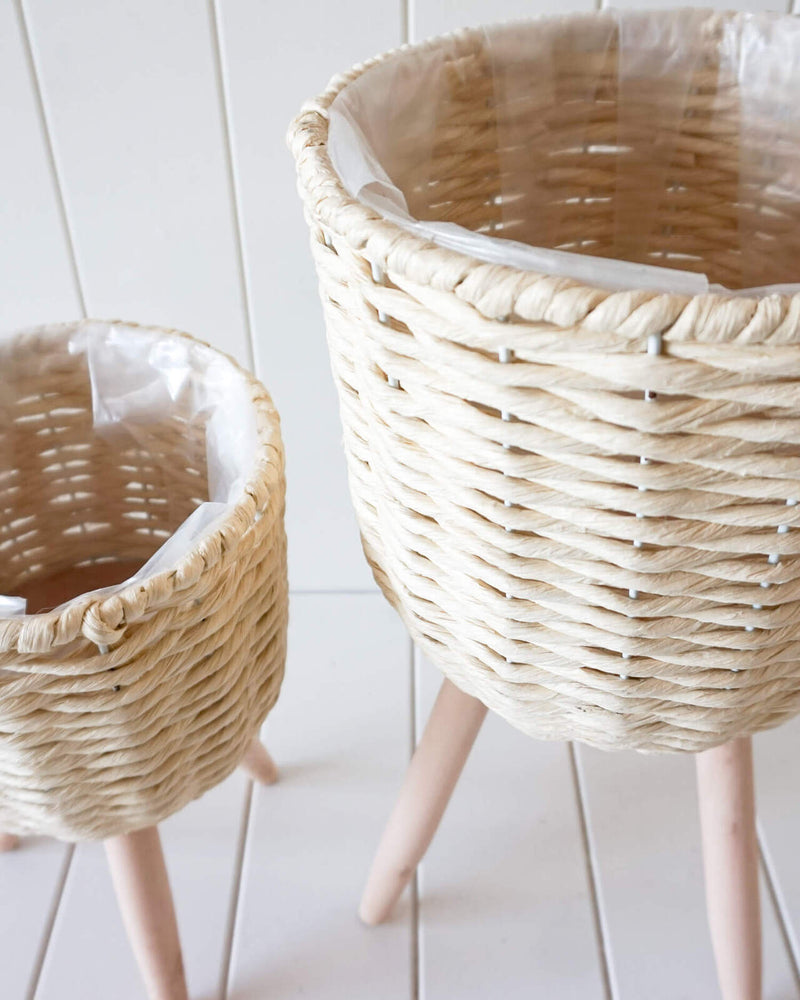 TABIA BASKET PLANTER WITH LEGS - SMALL